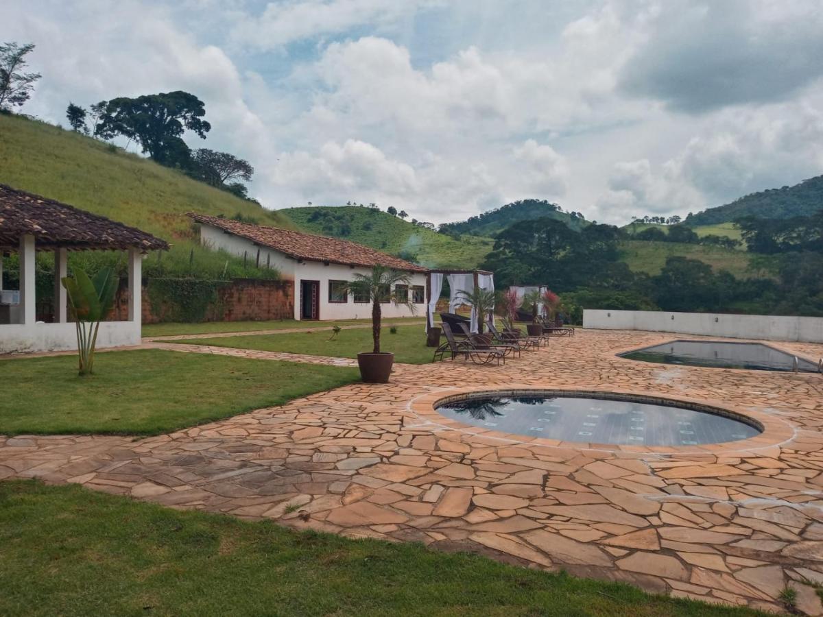 Hotel Fazenda Paciencia Santana dos Montes Exterior photo